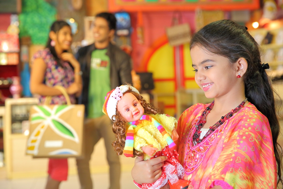 Monsoon Bazar at Ramoji Film City – souvenirs, crafts, snacks, and movie merchandise shopping